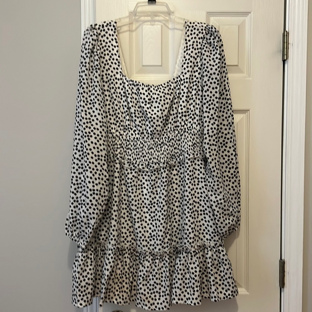 Missguided floral long sleeve dress